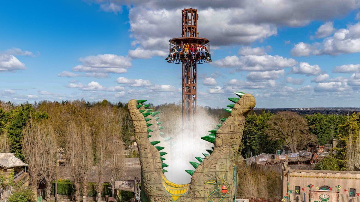 10 of the Best UK Theme Parks for Thrill-Seekers and Families